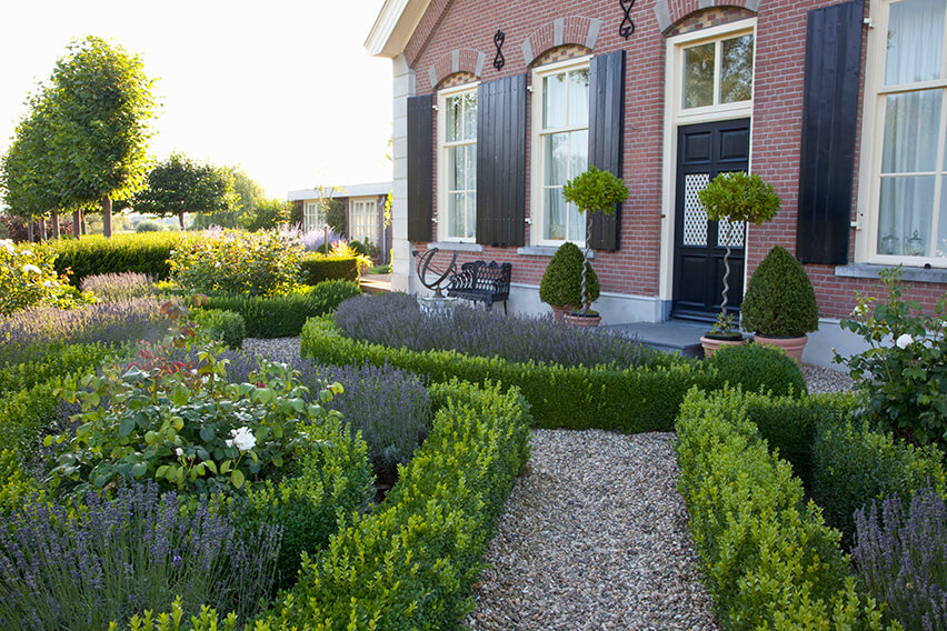 28328-buxus-boxwood-knot-garden-low-border-paths-country-estate-cottage-manor-park-historic